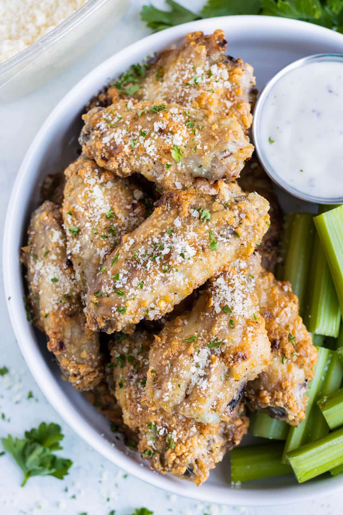 Baked Garlic Parmesan Wings: Low Carb, High Protein & Crispy